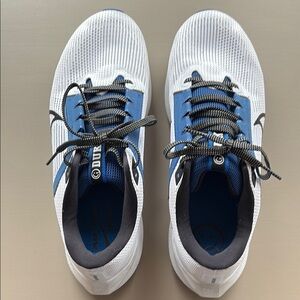 Nike Duke Pegasus 40 Sneaker, Like New